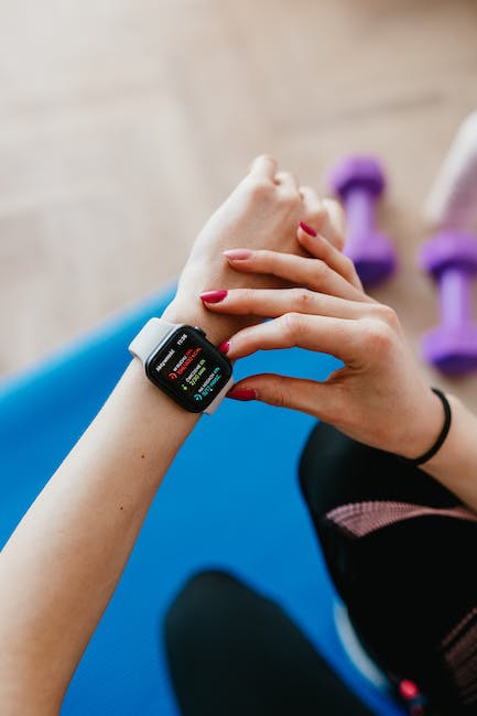 1. What is a Fitness Tracker?