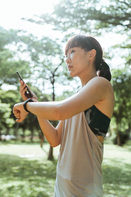 1. What to Look For in a Fitness Tracker
