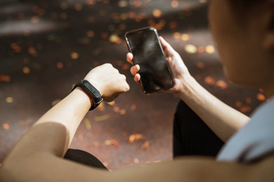 1. What Are Fitness Trackers?